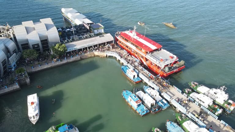 Cảng cầu đá Vũng Tàu nơi khởi hành tàu Thăng Long